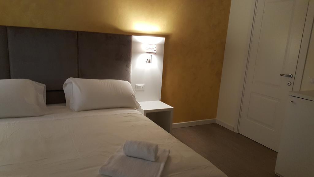 Maison D'Elite Guest House Venesia Bagian luar foto